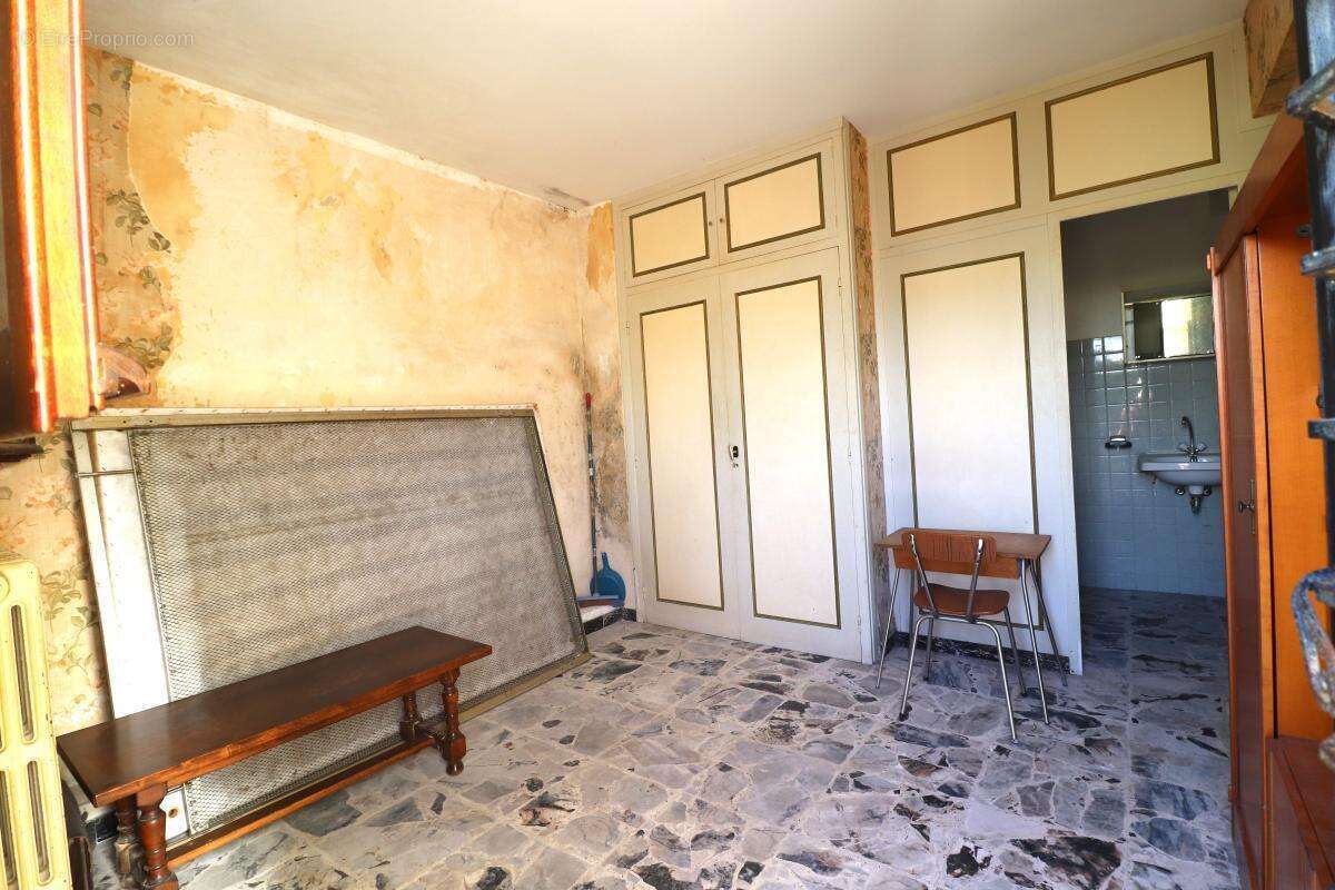 Maison à BERRE-LES-ALPES