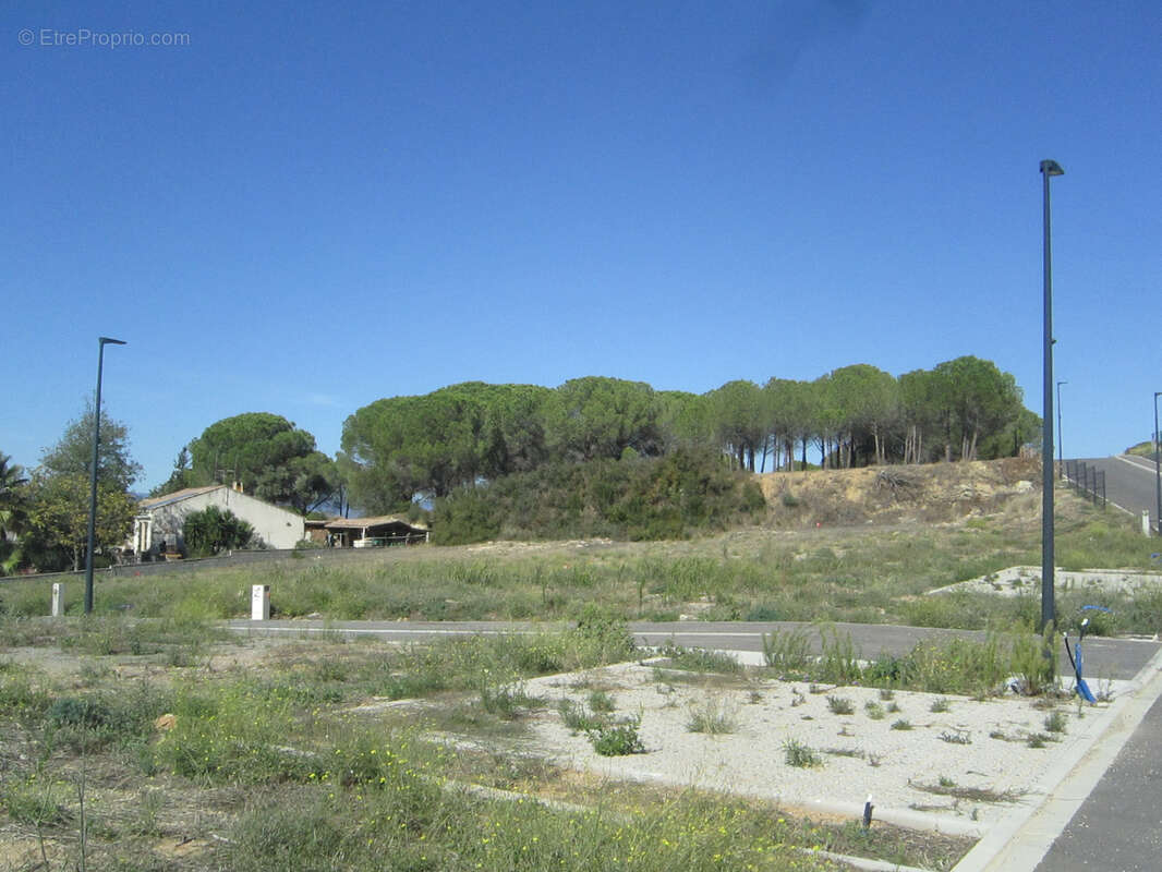 Terrain à MARCORIGNAN