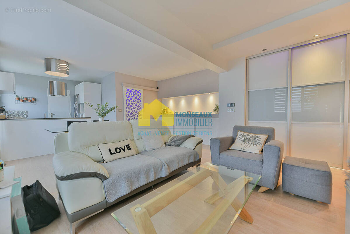 Appartement à SAINT-MICHEL-SUR-ORGE