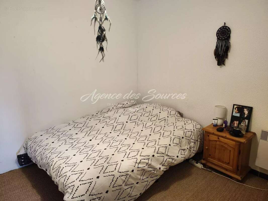 Appartement à VARAGES