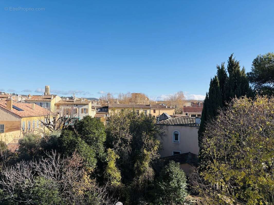 Appartement à AIX-EN-PROVENCE