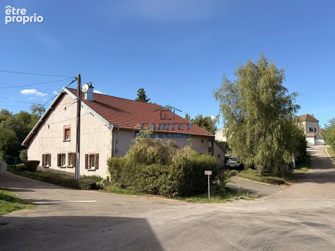 Maison à QUERS