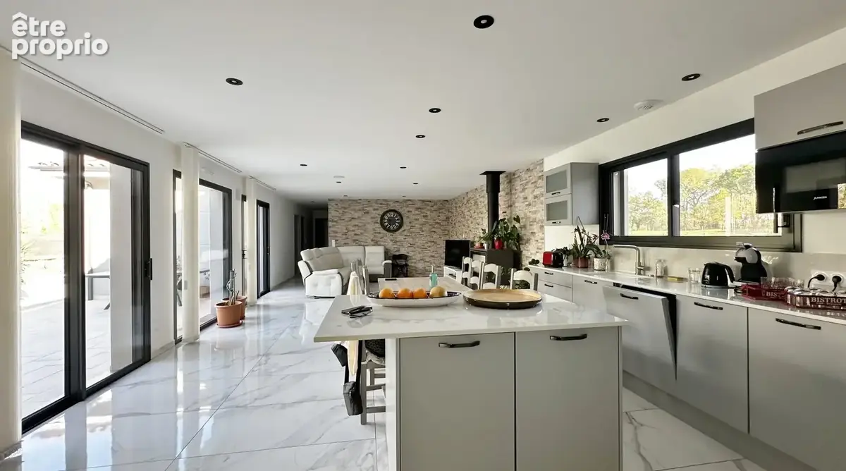 Villa contemporaine d'exception de type T5 de 145 m²  Parc de 4 945 m²  Piscine  Proche St Paul lèsDax, Landes - photo 9