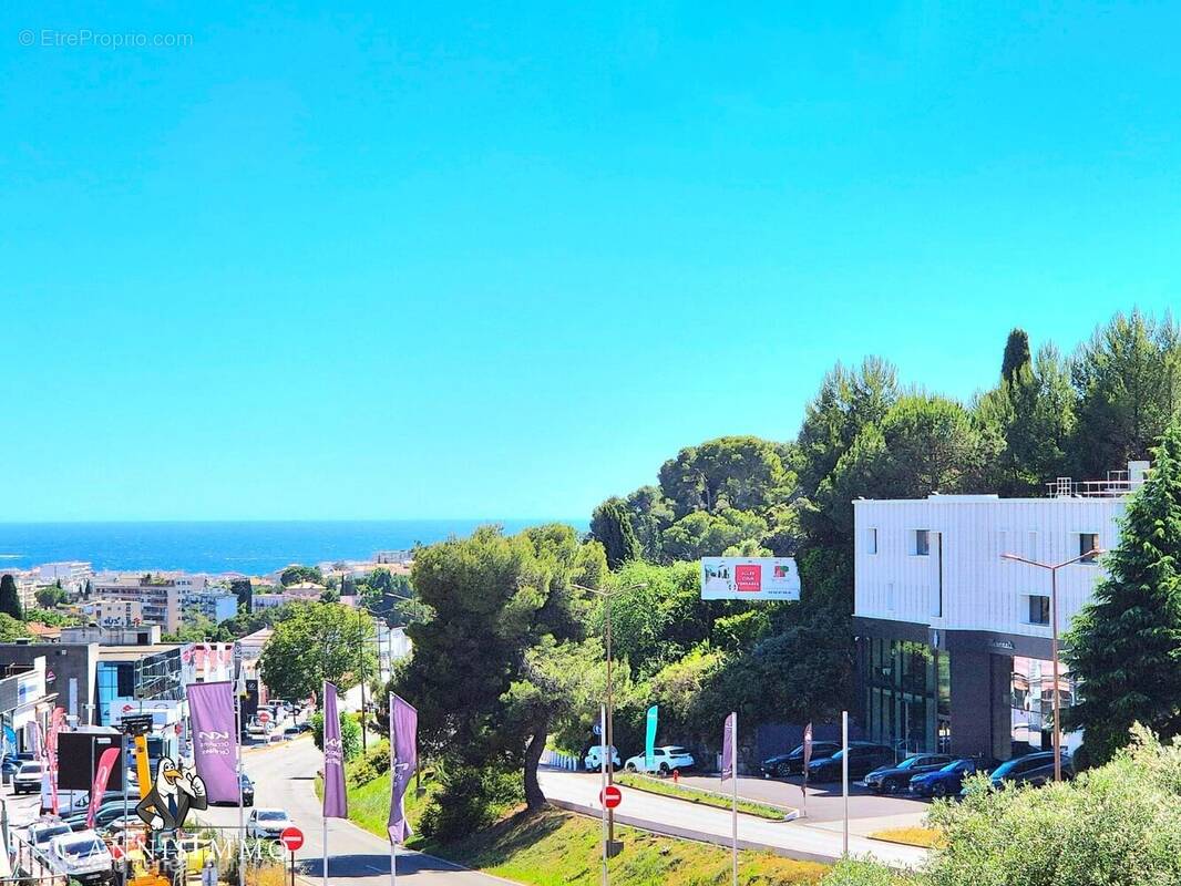 Appartement à LE CANNET