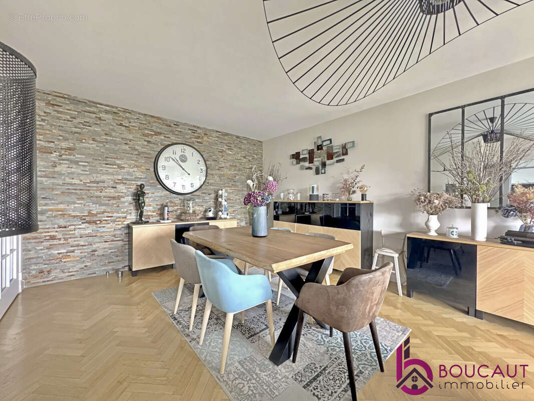 Appartement à LE PLESSIS-ROBINSON