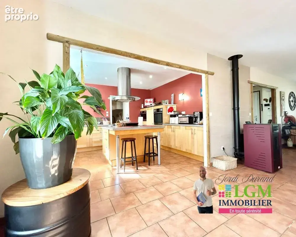 Lairoux – Plain‑pied familial avec jardin paysager - photo 3