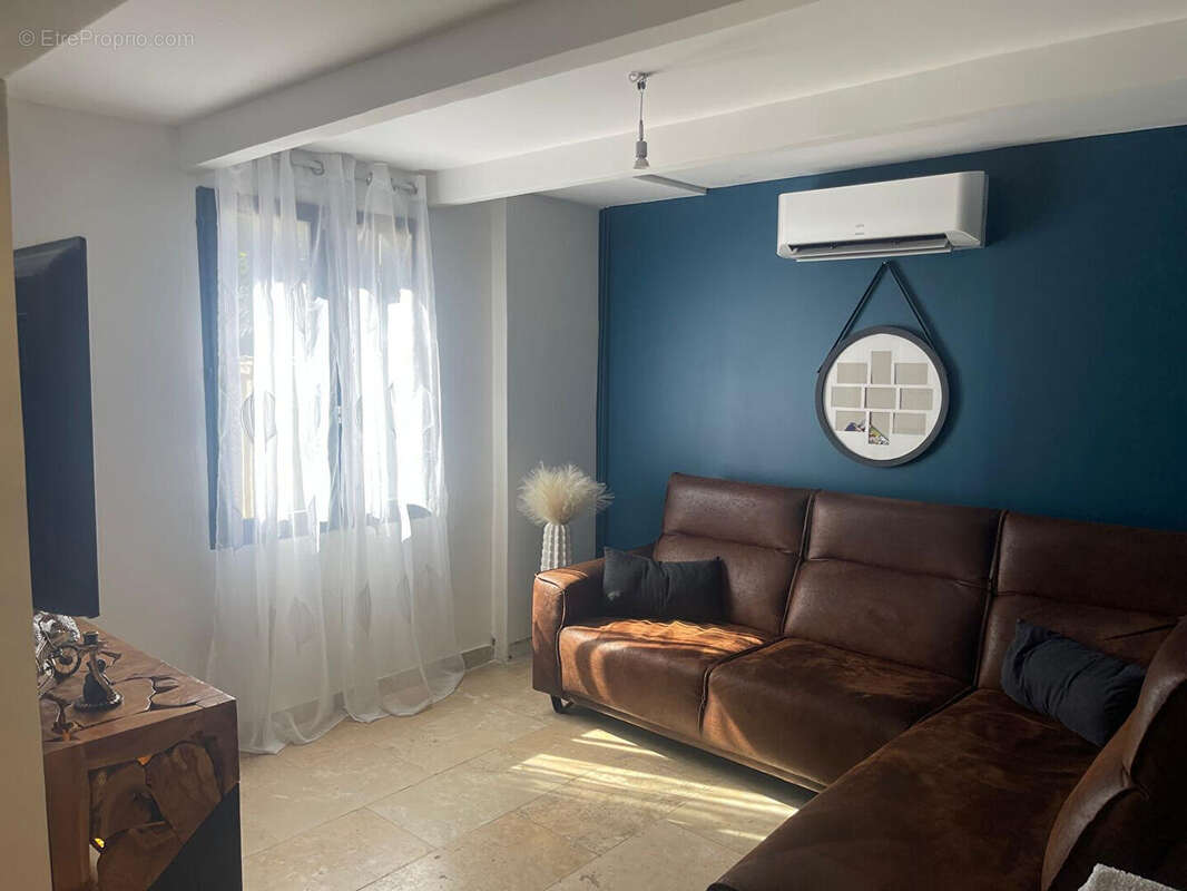 Maison à CAUMONT-SUR-DURANCE