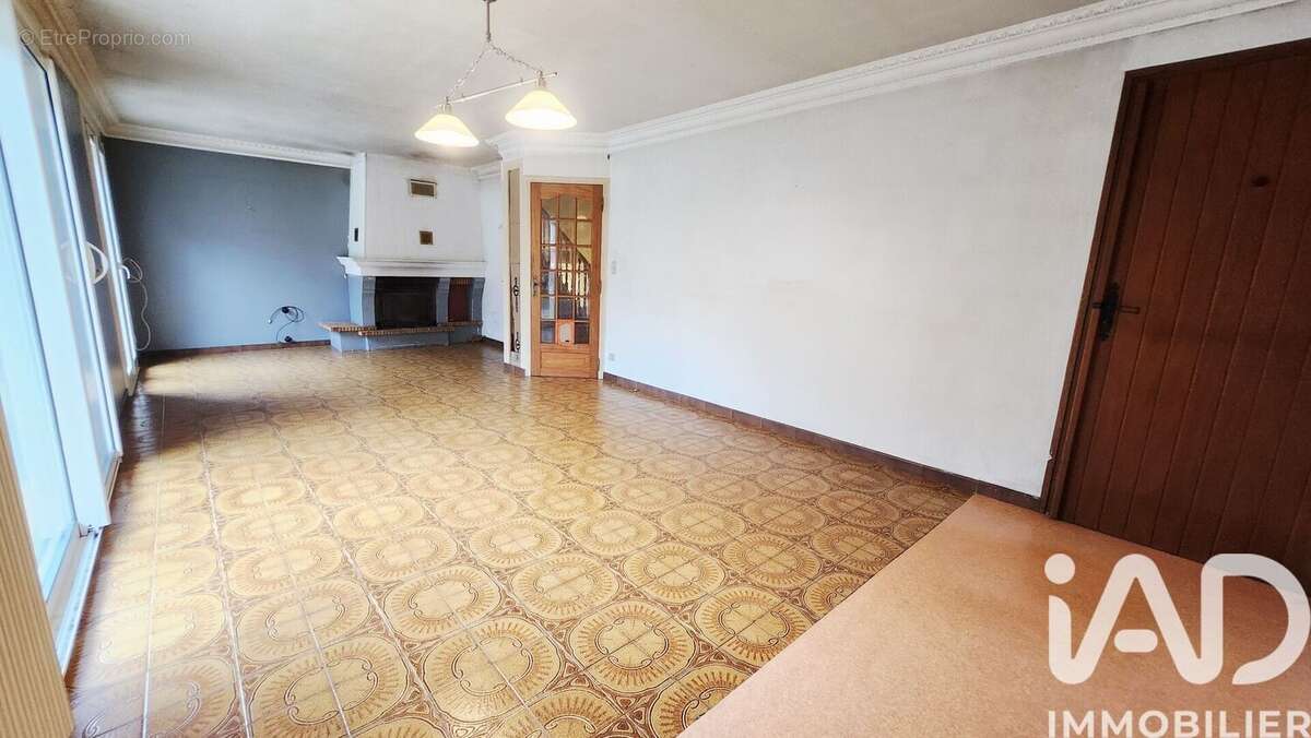 Photo 5 - Maison à CHAMOUX-SUR-GELON