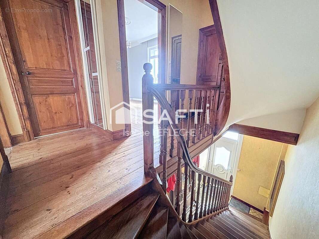 Maison 168 m² à Roisel  - photo 7