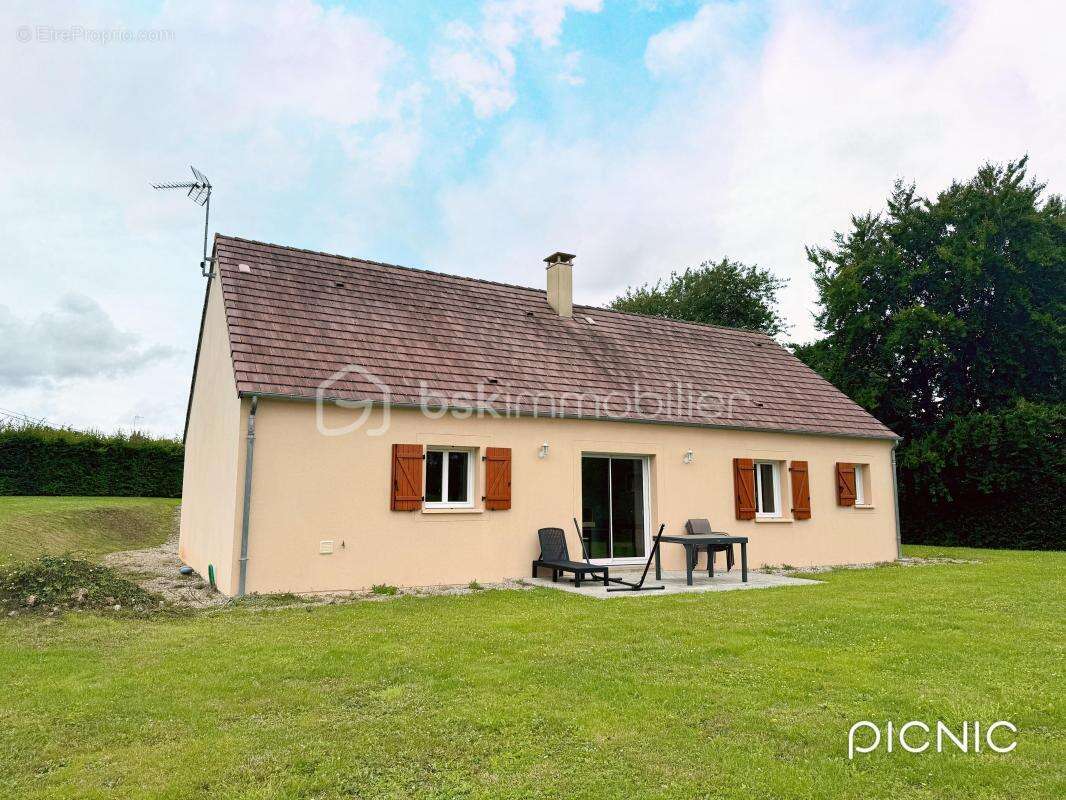 Jolie maison de construction traditionnelle de 2015 - photo 3