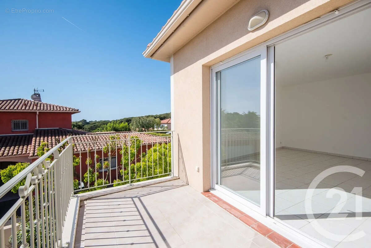 Appartement 85 m² à Antibes  - photo 5