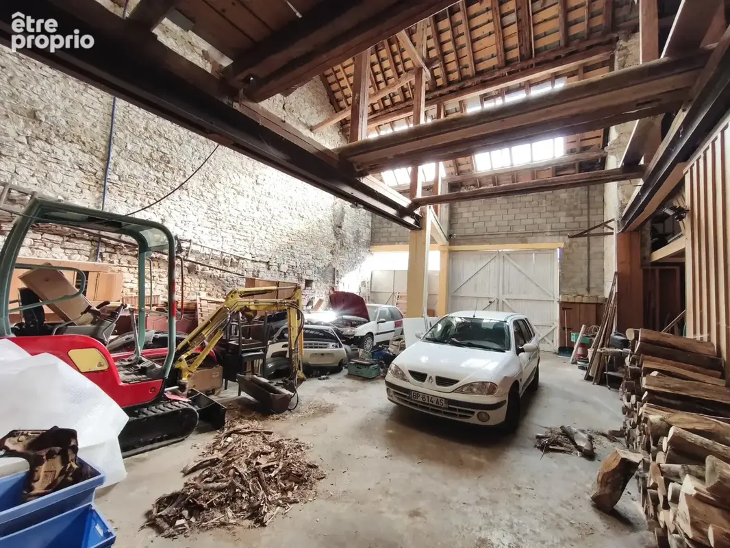 maison avec 2 appartements avec grand garage - photo 13