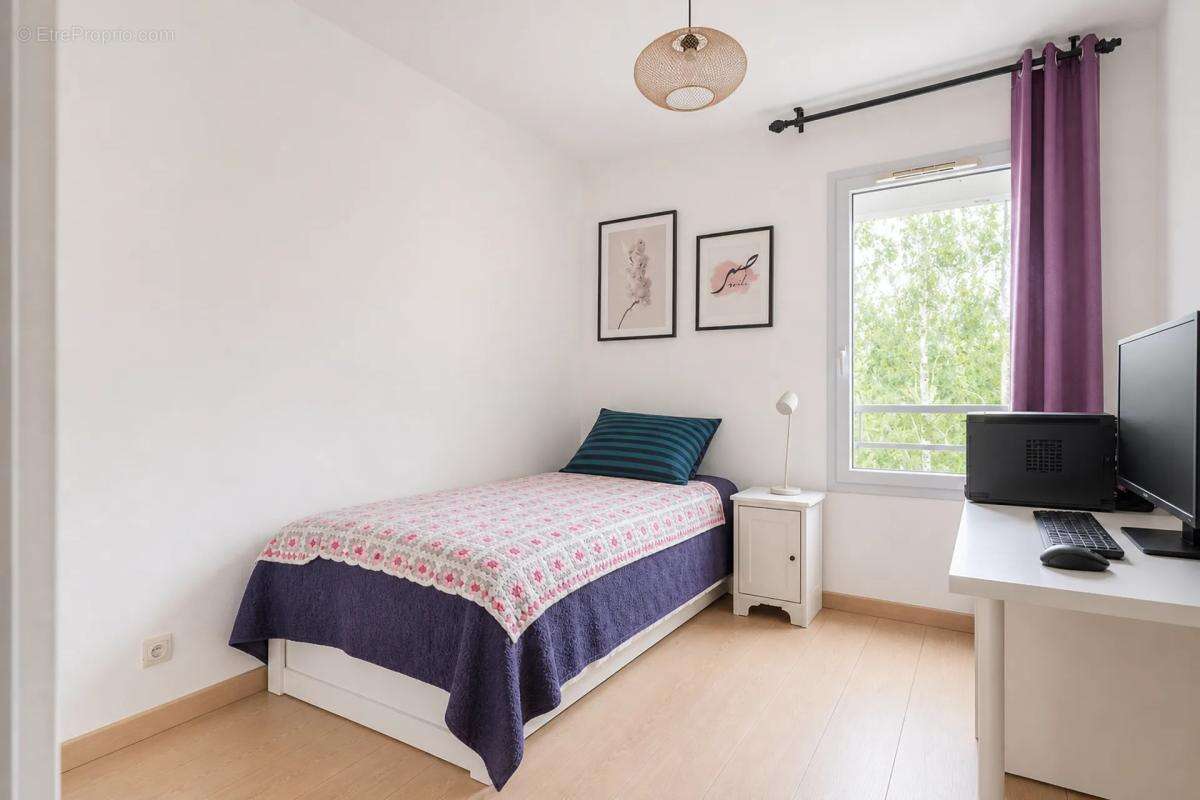 Appartement à STAINS