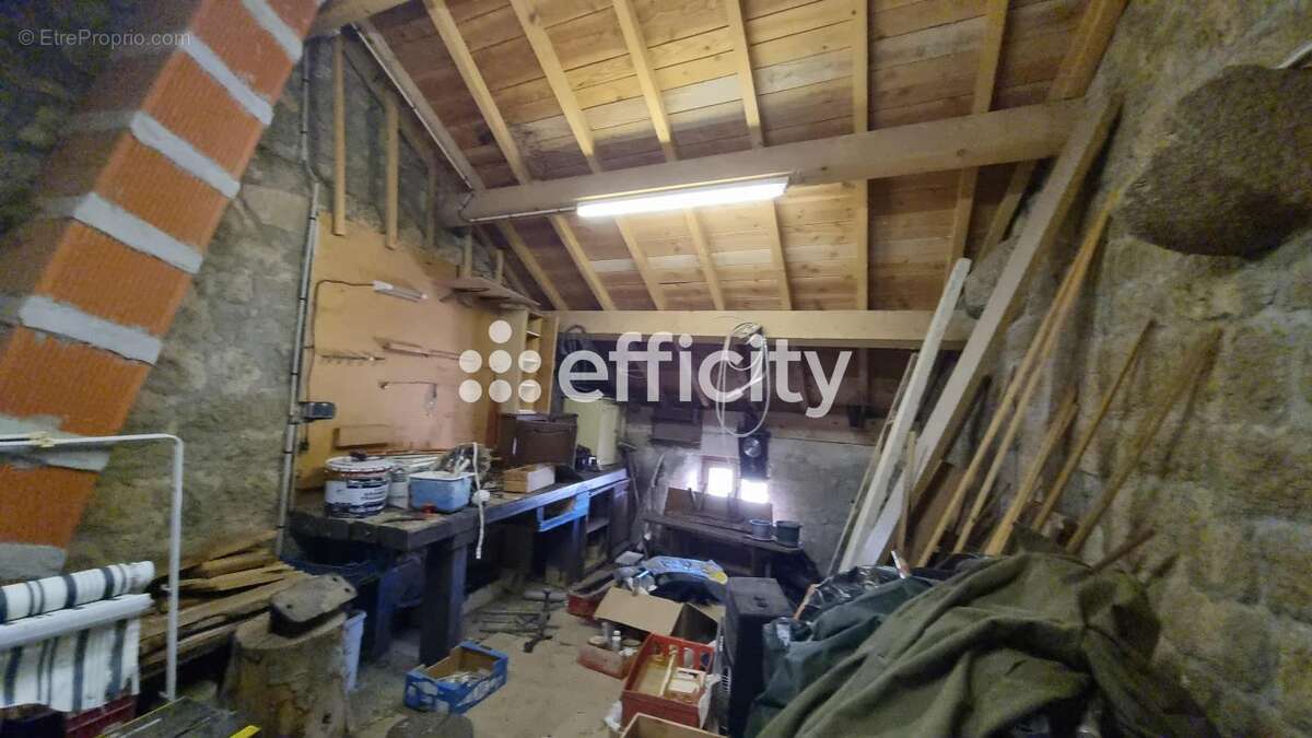 Maison à ALBARET-SAINTE-MARIE