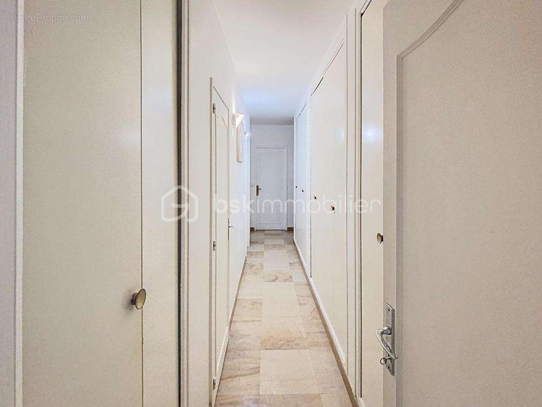Appartement à STAINS