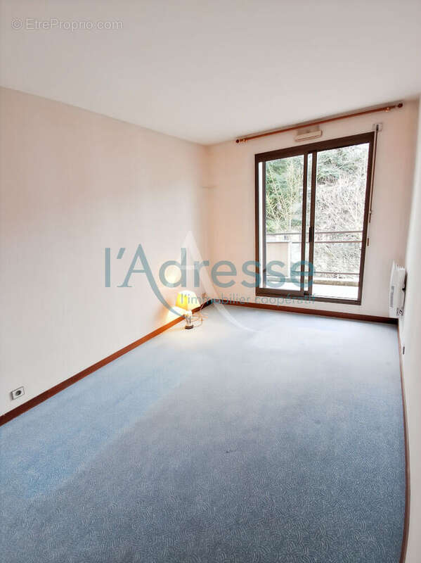 Appartement à SURESNES