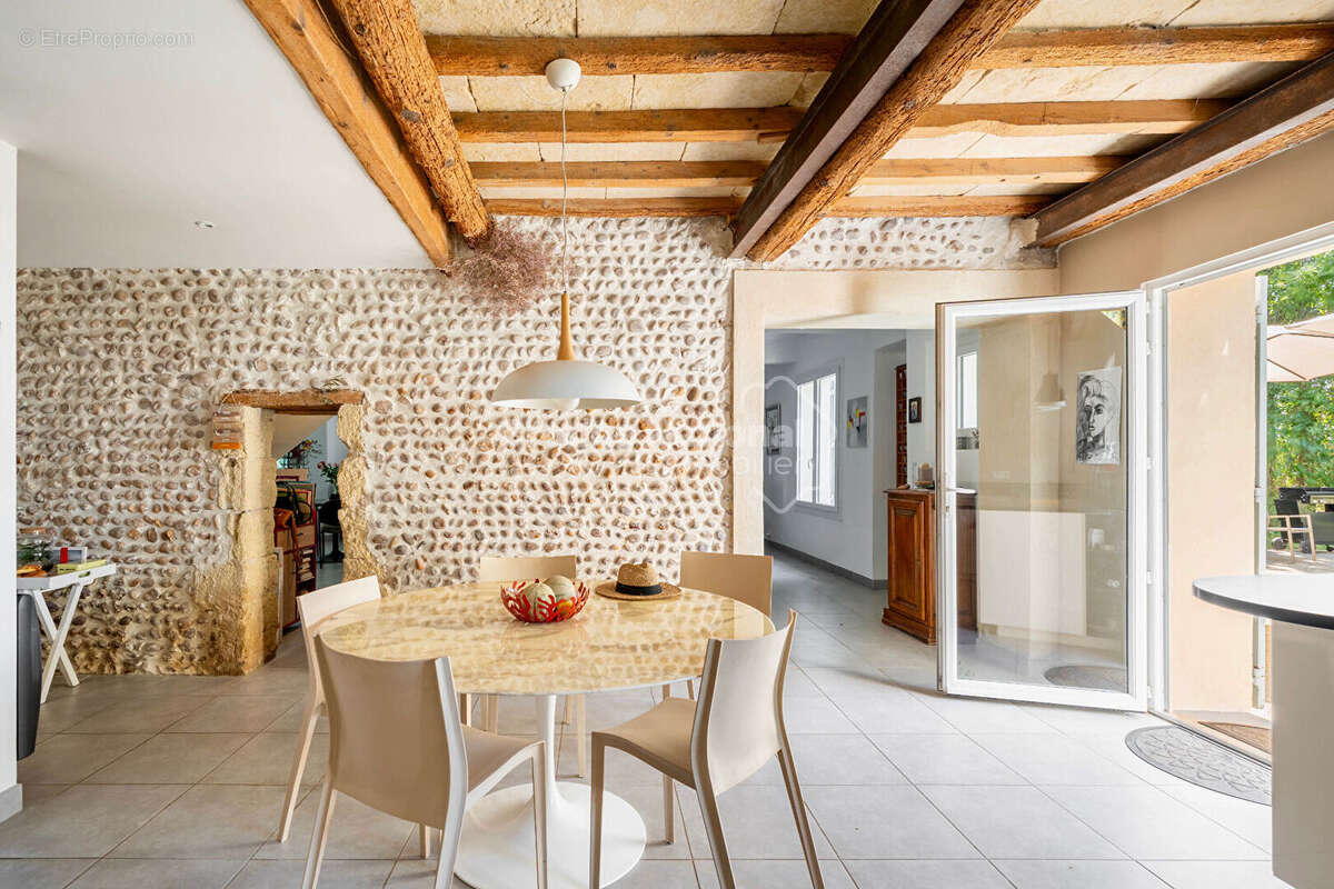 Maison à VAUVERT