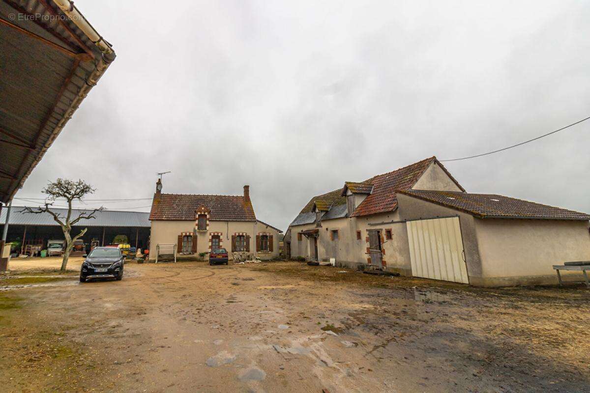 Maison à CHABRIS