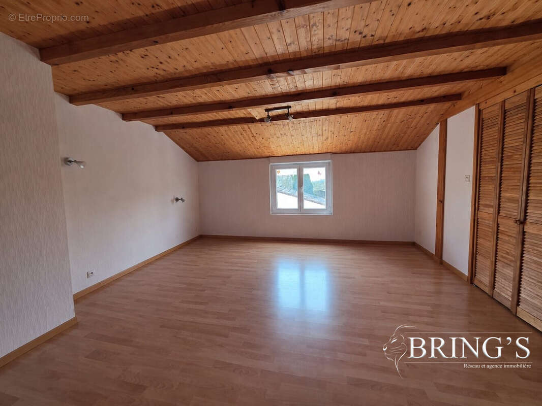 Maison 130 m² à Vatimont  - photo 6