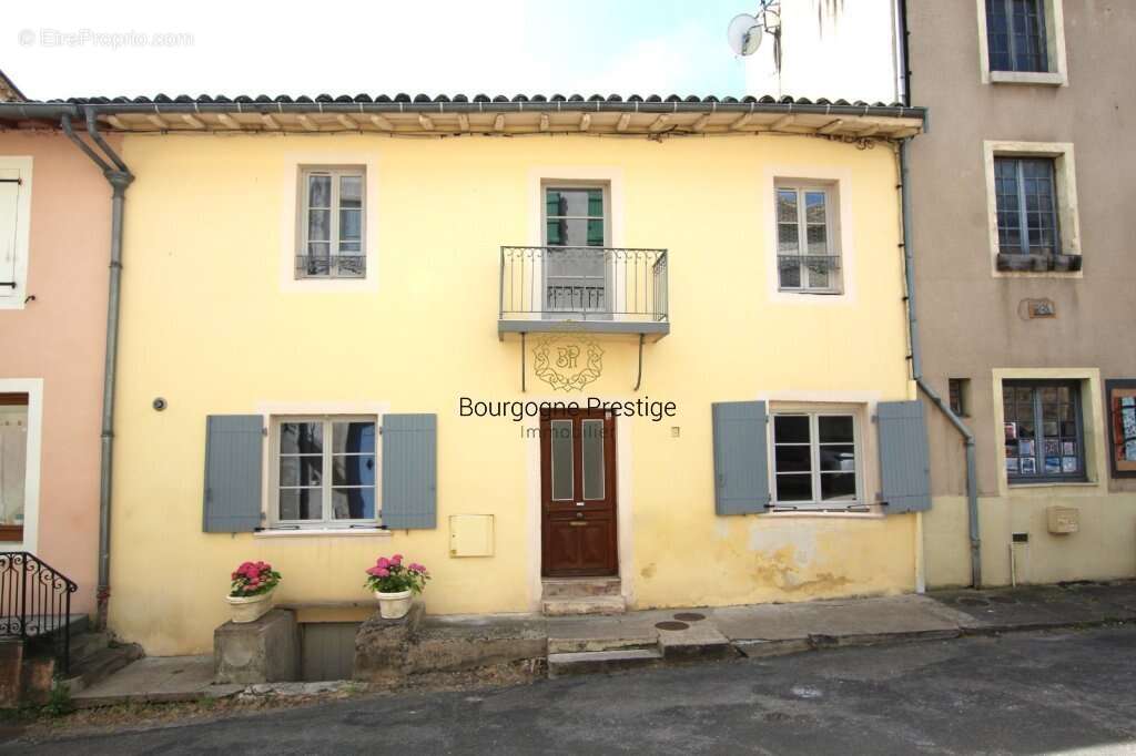 Maison à TOURNUS