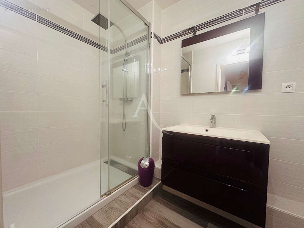 Appartement à LA CHAUSSEE-SAINT-VICTOR