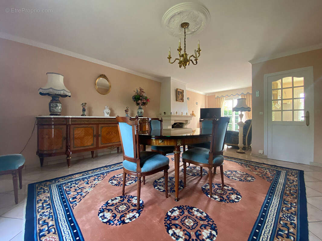 Maison à LAMORLAYE