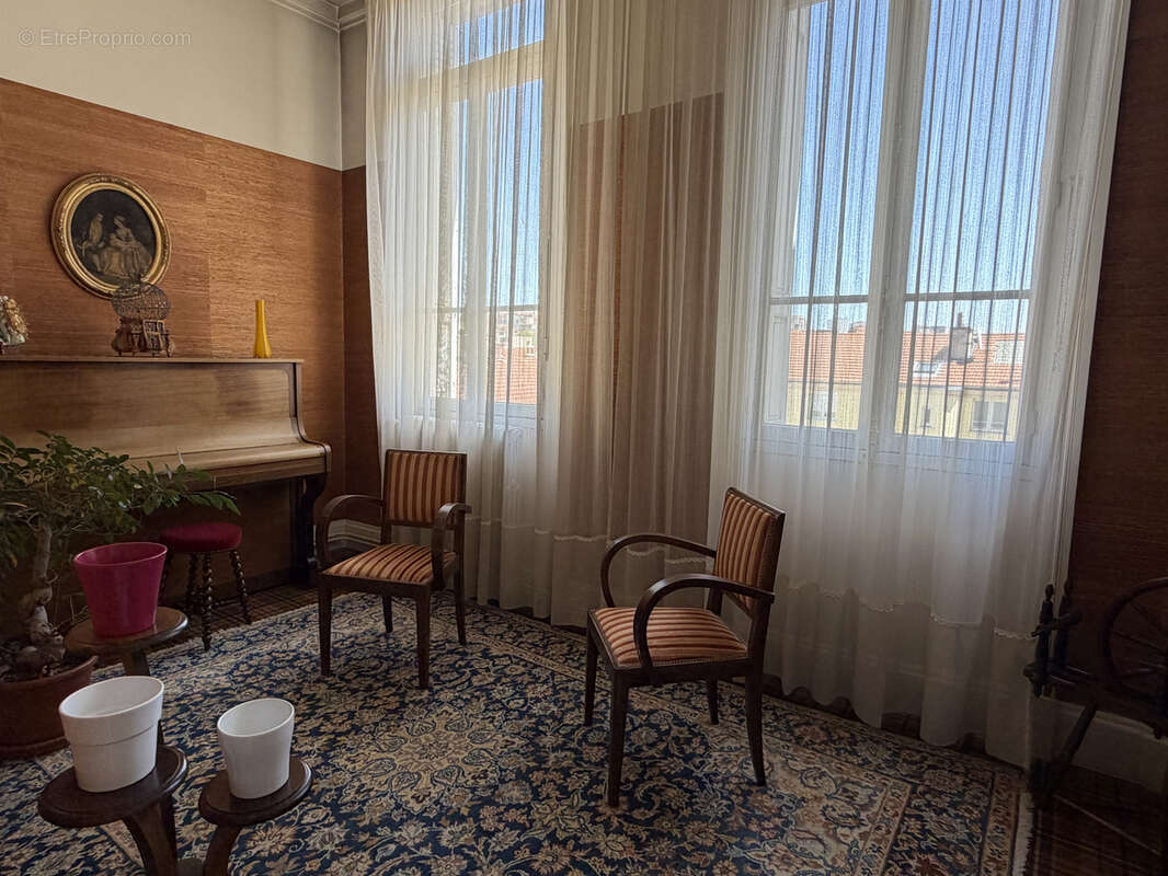 Appartement à SAINT-ETIENNE