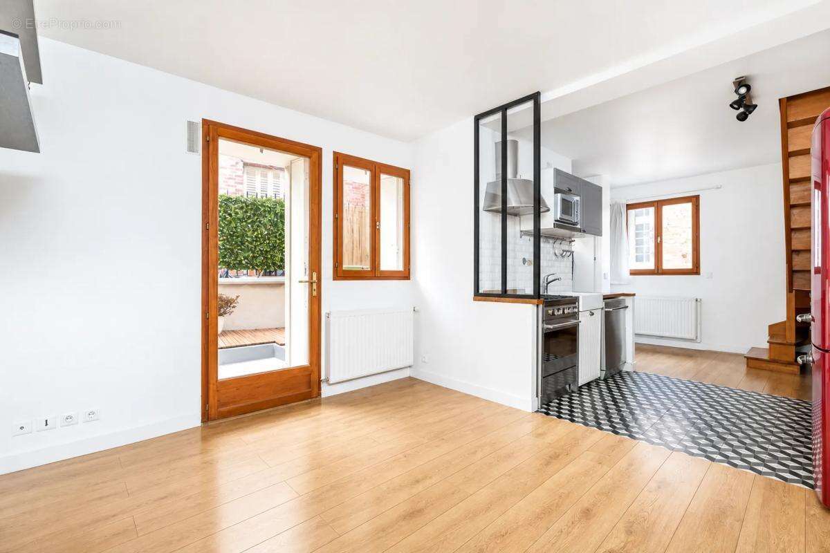 Maison 3 pièces de 53,3 m² à Paris - photo 2