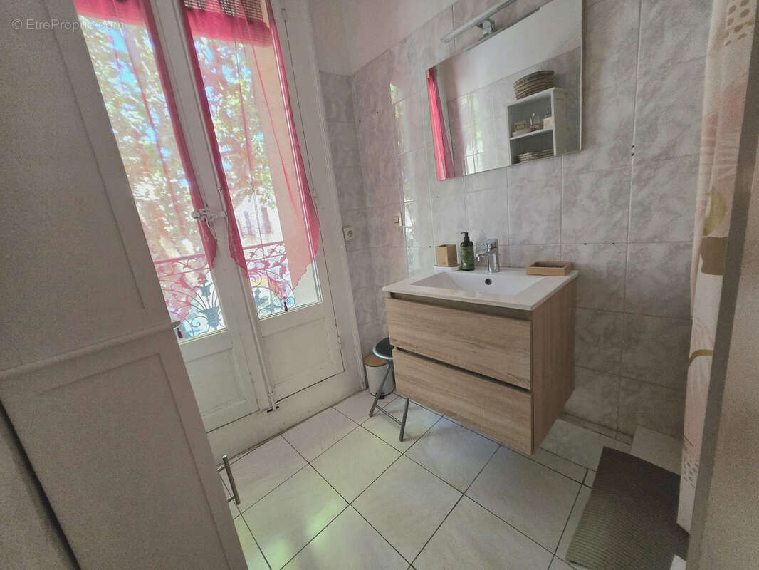 Maison centre village - photo 6