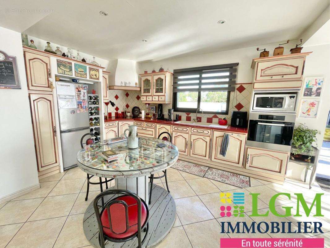 Maison à AIGUES-MORTES