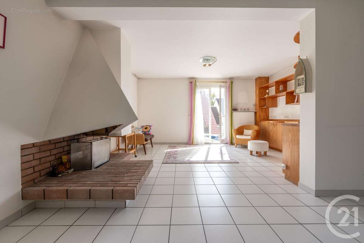 Maison 147 m² à Thorigny-Sur-Marne  - photo 2