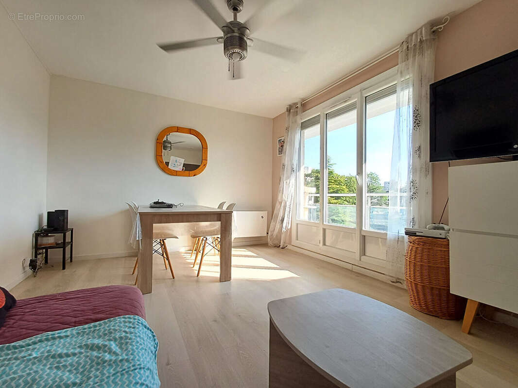 Appartement à TALANT