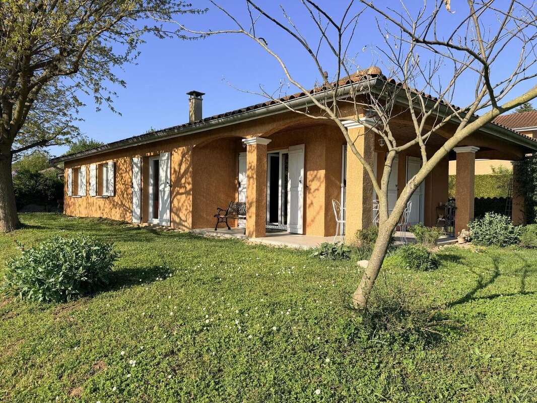 Photo 2 - Maison à REYRIEUX