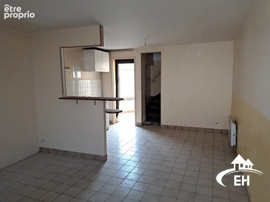 Maison de ville a restaurer - photo 2