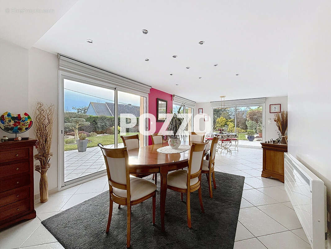 Maison à MONTMARTIN-SUR-MER