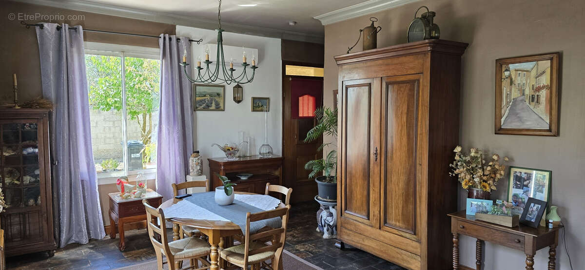 Maison à MORIERES-LES-AVIGNON