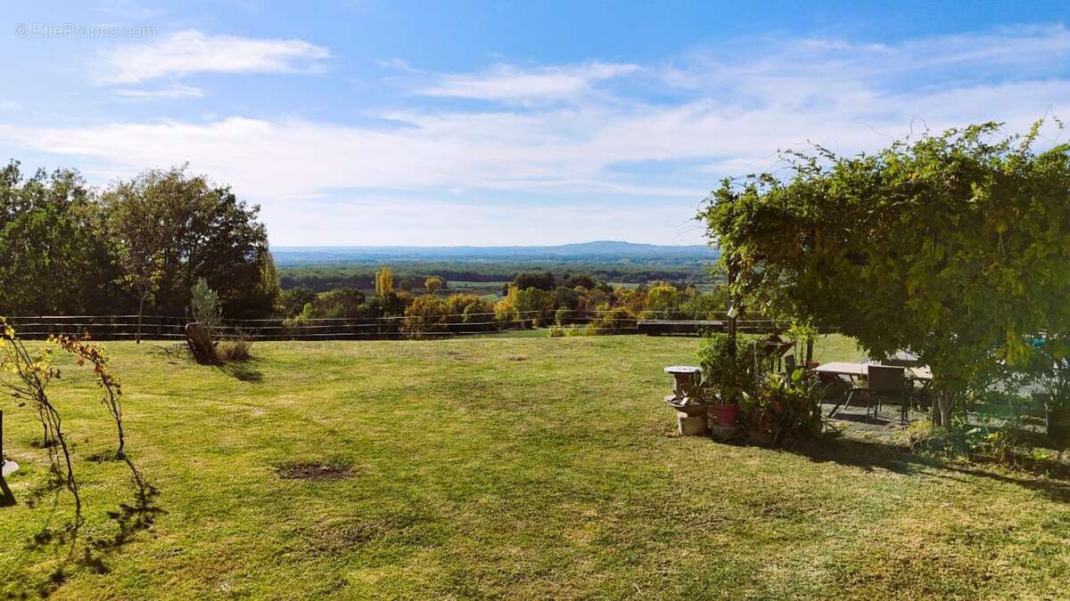 Maison à SAINT-GEORGES