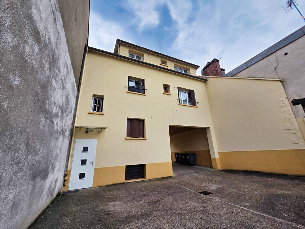 Appartement à MANTES-LA-JOLIE