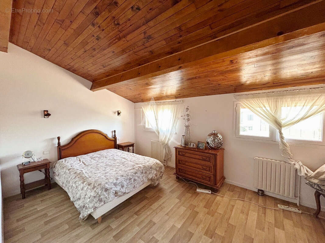 Maison à MONDONVILLE