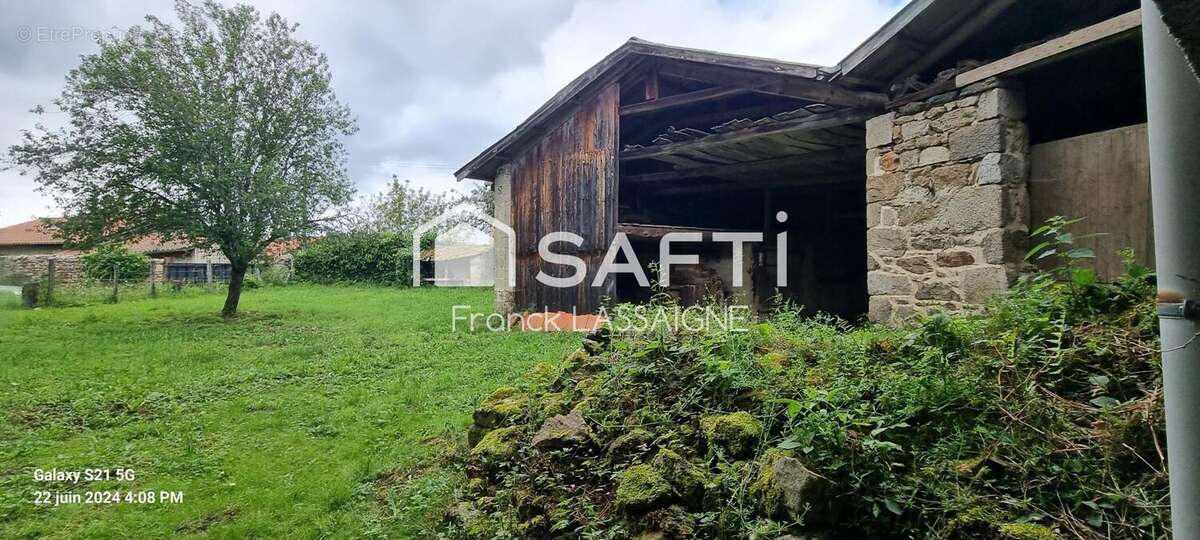 Maison 100 m² à Baffie  - photo 3
