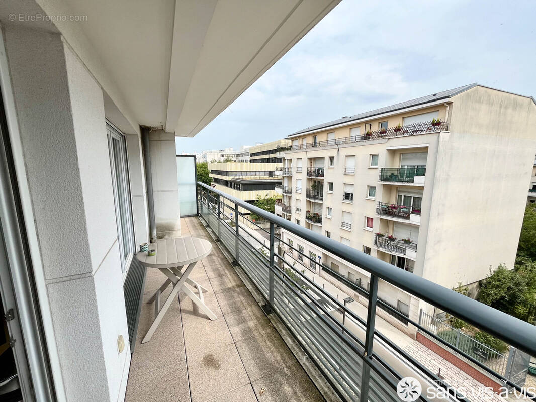 Appartement à MONTROUGE