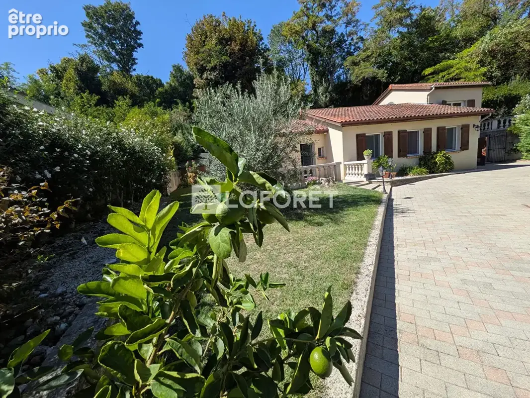 Maison Irigny 6 pièce(s) 139 m2 - photo 1