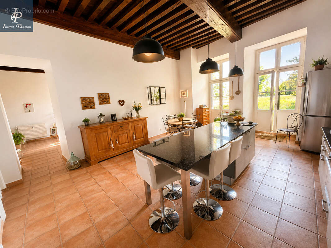 Appartement à BEIRE-LE-CHATEL