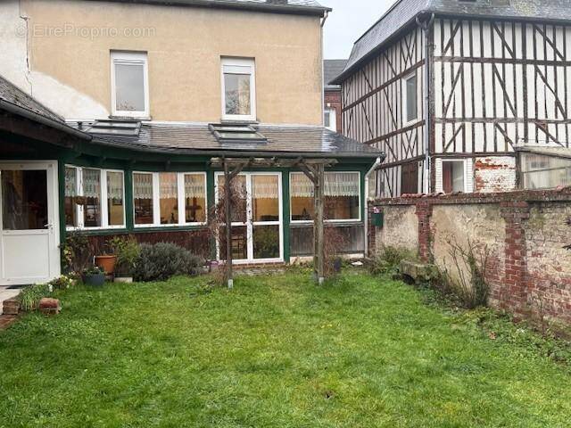 Maison à BRIONNE