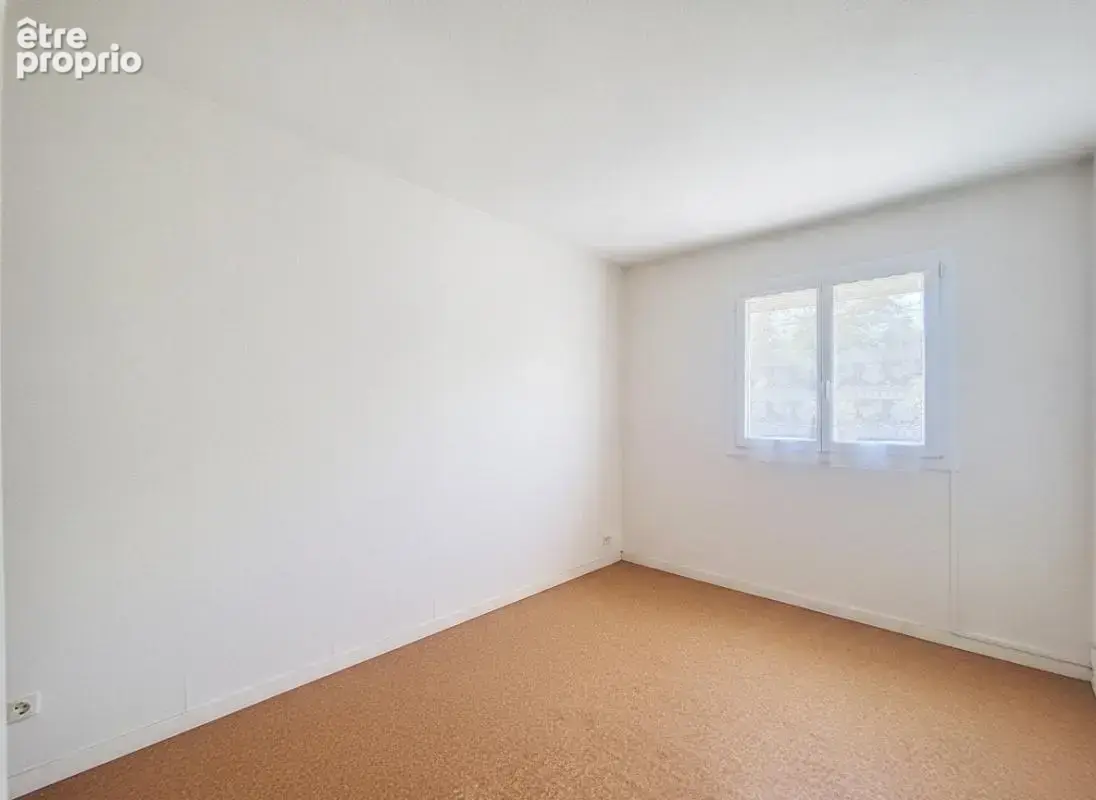 Appartement - 4 Chambres - Terrasse - Cave - Au calme - Proche toutes commodités - photo 19