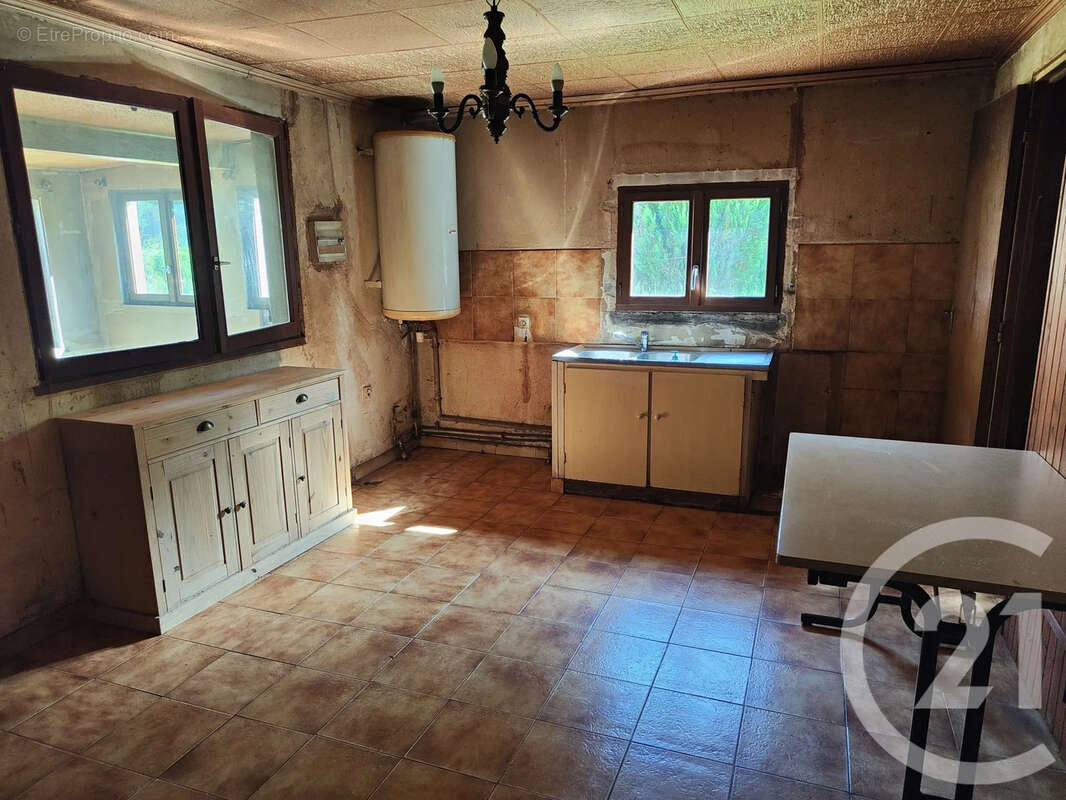 Maison à COSNE-COURS-SUR-LOIRE