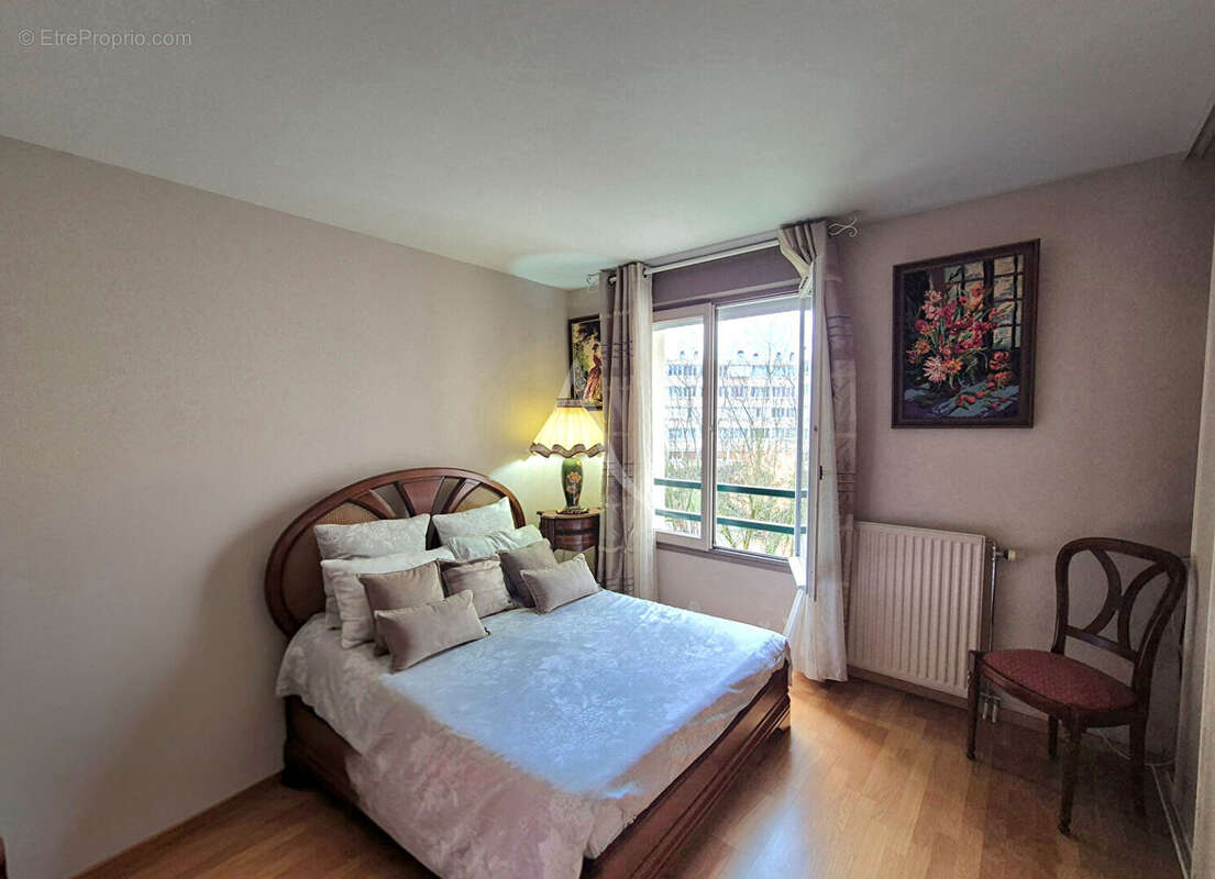 Appartement à LE PLESSIS-TREVISE