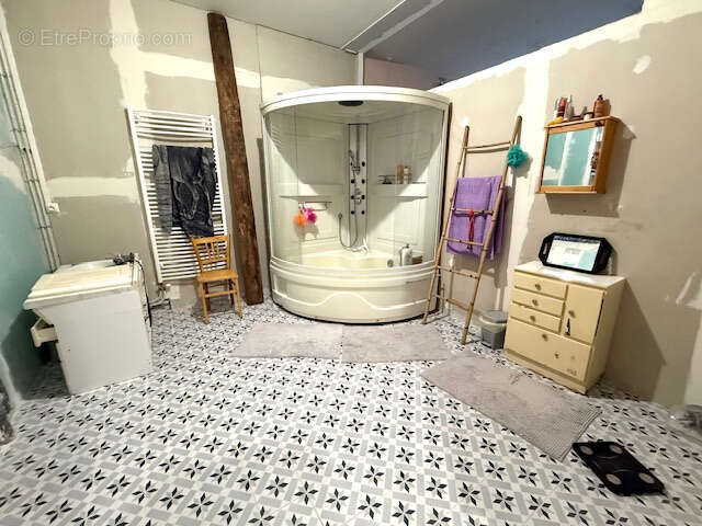 Maison à SAINT-AIGULIN