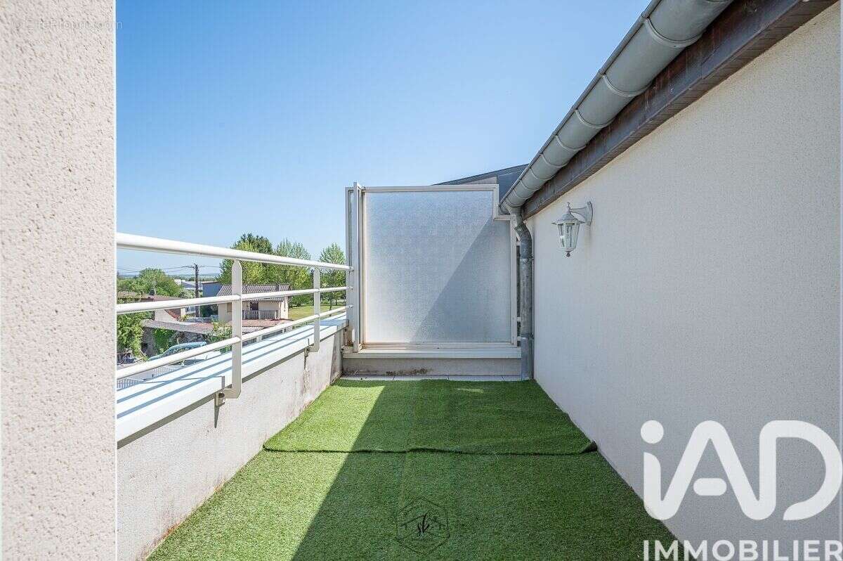 Photo 2 - Appartement à NORROY-LE-VENEUR