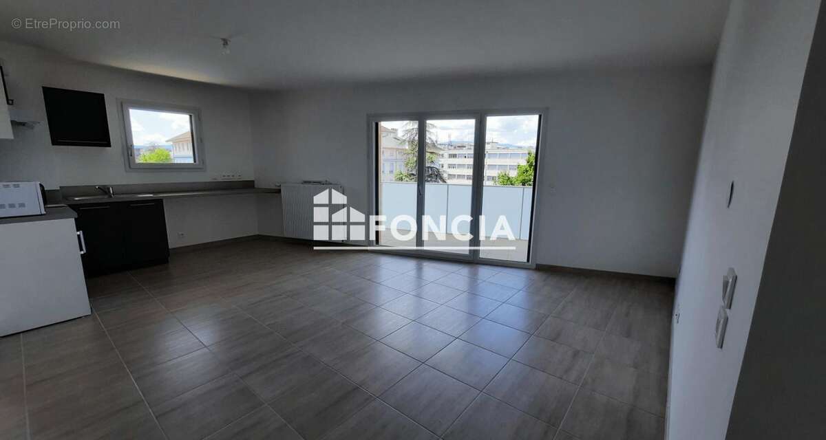 Appartement à SAINT-JULIEN-EN-GENEVOIS